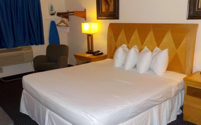 Best Western Plus Stevens County Inn