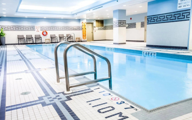 Best Western Premier Toronto Airport Carlingview Hotel