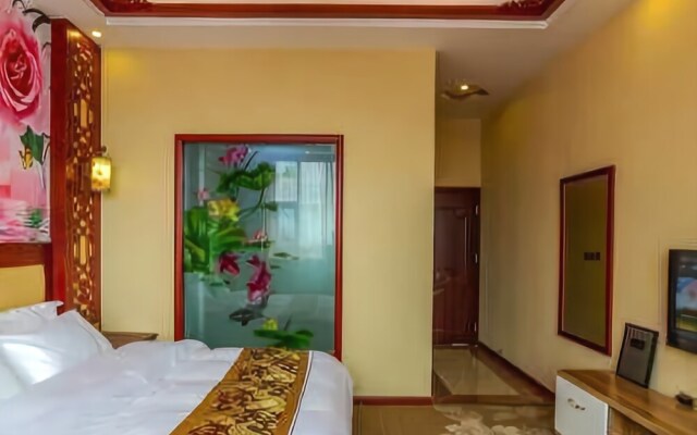Linglong Yage Holiday Hotel