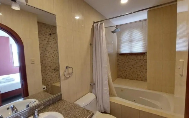 Hotel Voyager Manta