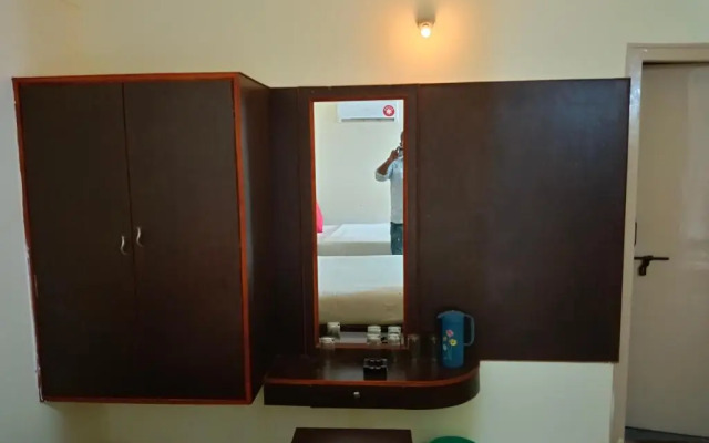 Vishnu Residency By OYO Rooms