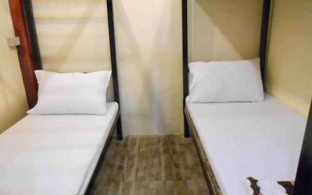 Niny Backpacker Hotel