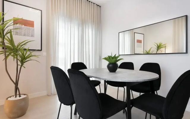 Athenian Modern & Luxury Apartments