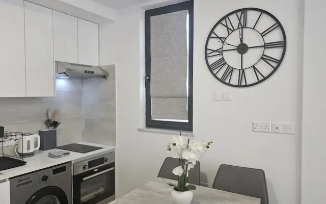 86 LCA - Stay Mackenzie Beach Luxurious Studio