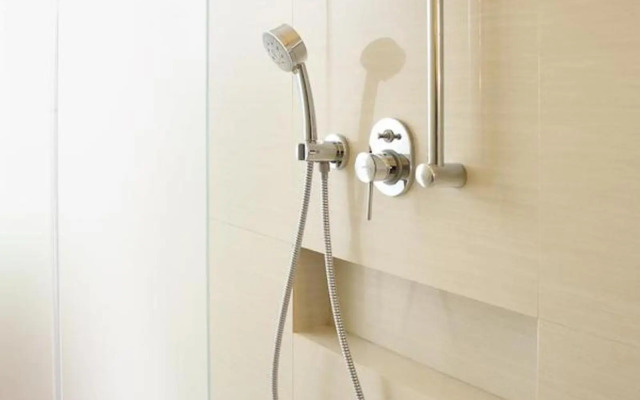 Seminyak Lagoon All Suites Hotel