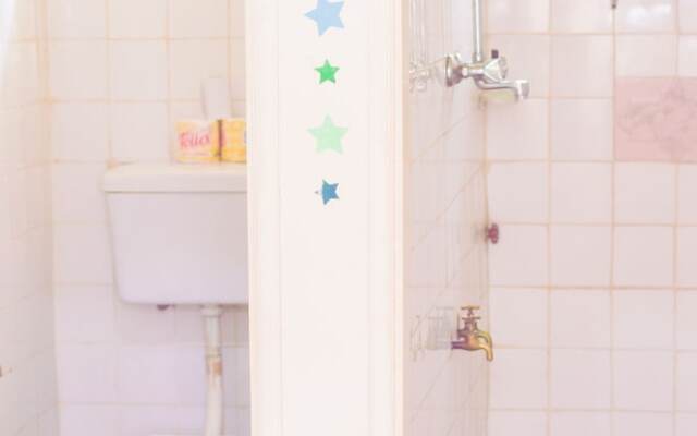 Kilihomebase & Campsite - Hostel