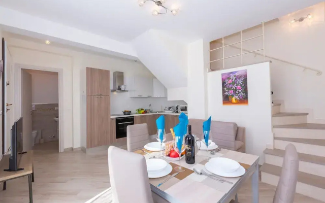 Serena 2 in Alassio With 2 Bedrooms and 2 Bathrooms