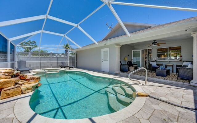 Naples Retreat With Private Pool & Spa!