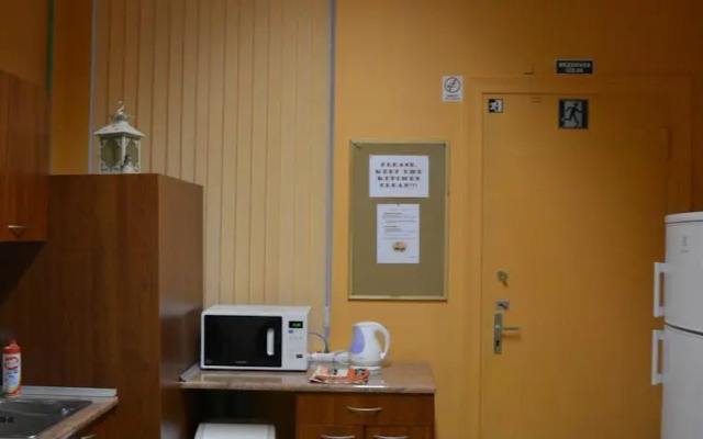 Mr Hostel