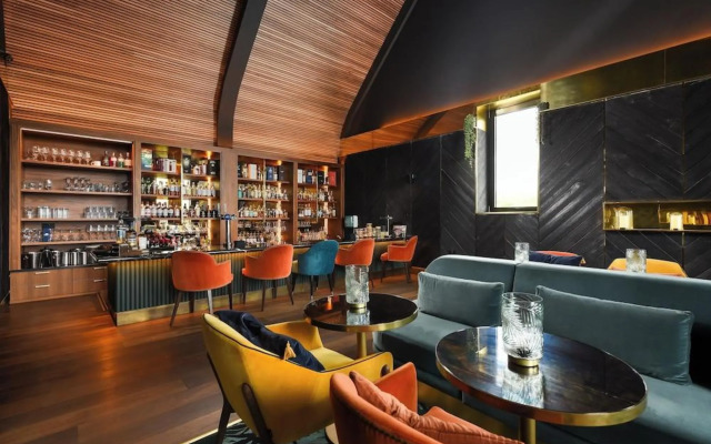 Bracken Hide Hotel