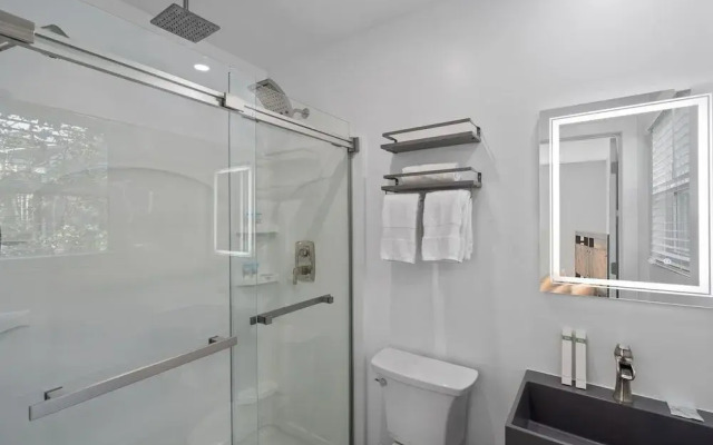 Charlotte Spacious Home