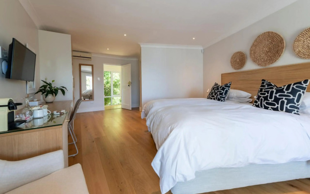 Hide Away Guest House