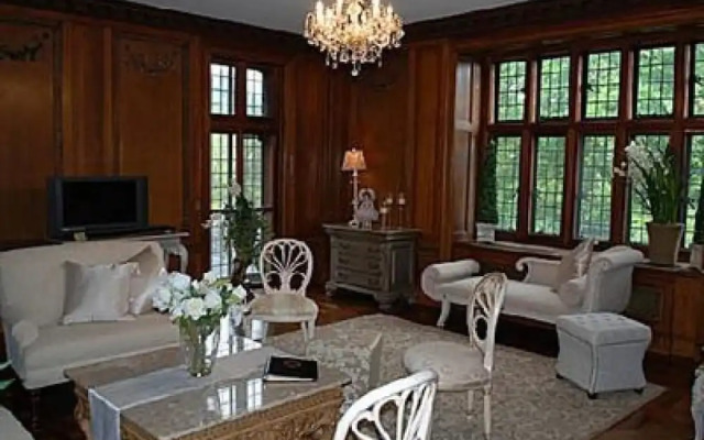 The Castle at Skylands Manor