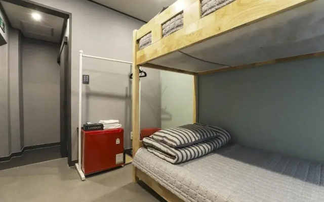 Actor Motel