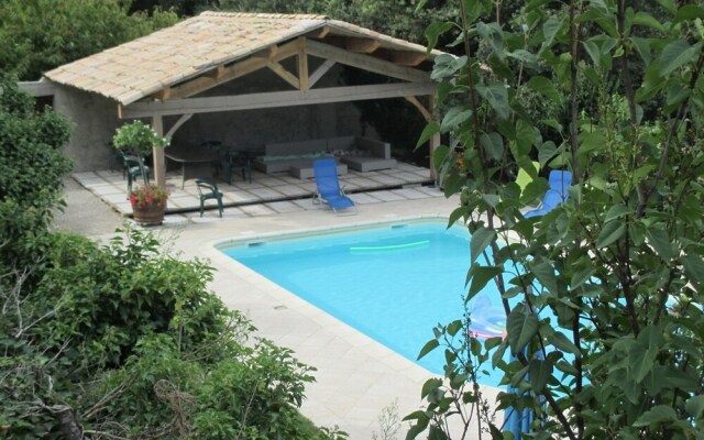 Villa With in Malaucène With Wonderful Mountain View Priv