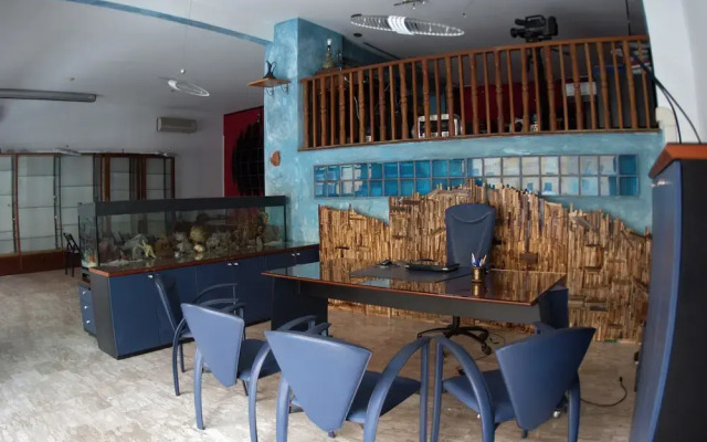 Garbatella Accommodations & Meeting Rooms