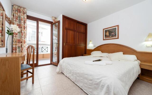 Apartamentos Xaloc HRC