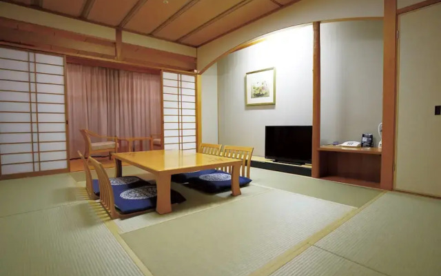 The Gran Resort Elegante Awajishima