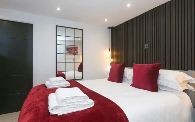 Louies Loft