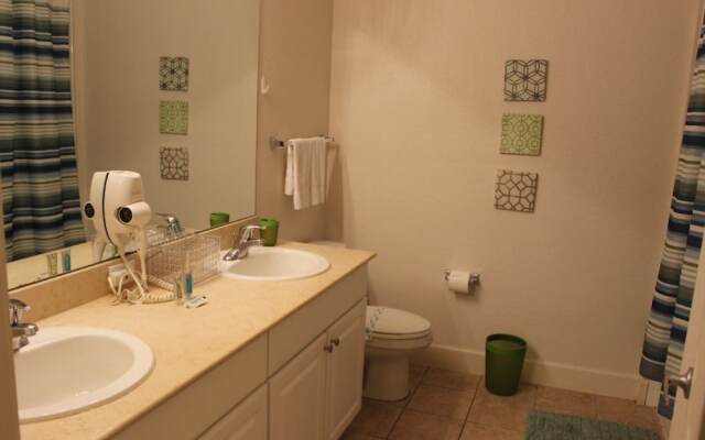 Lucaya Village 2956 - Three Bedroom Townhome