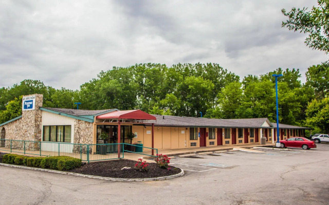 Rodeway Inn