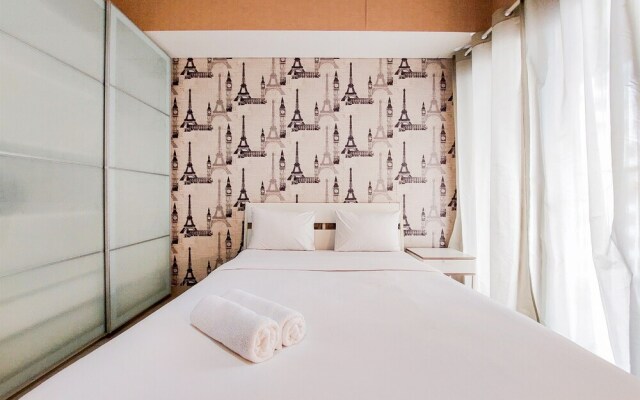 Cozy And Minimalist Studio Room Paramount Skyline Apartment