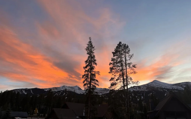 Chateau Breck 4 Bedroom Townhouse