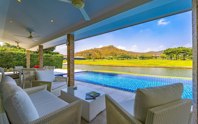 High-End Villa on Golf Course -BMG3, Hua Hin