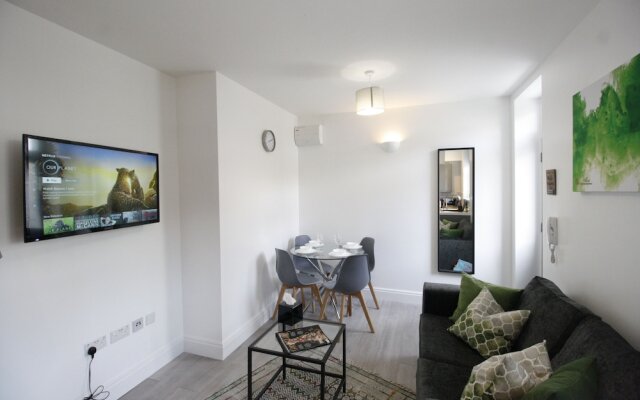 Willow Serviced Apartments The Walk 2