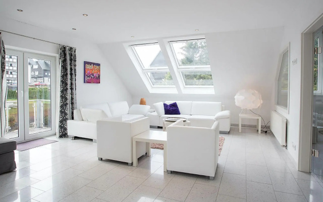 Spacious apartment with sauna and two balconies in Winterberg