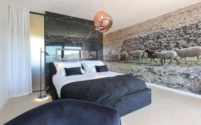 Luxury Villa del Sol