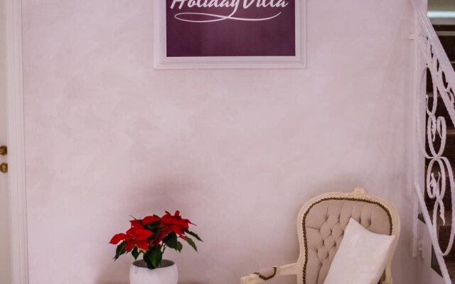 Pensiunea Holiday Villa