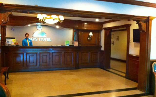 Days Hotel by Wyndham Batangas