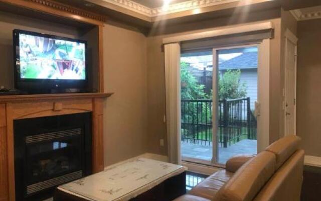 Great Location 1 Bedroom In Vancouver Near Park