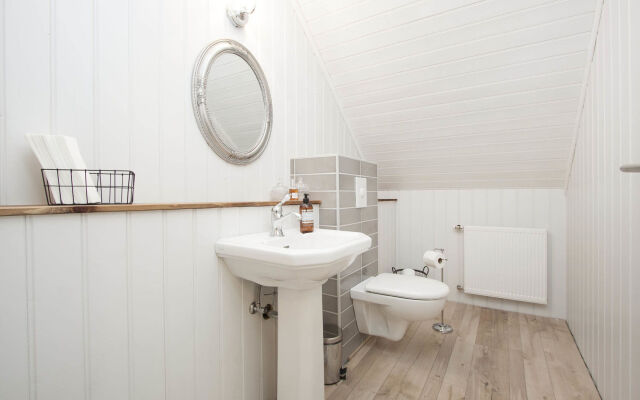 SKYR Guesthouse