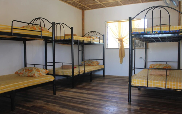Jrm Travel And Lounge Hostel