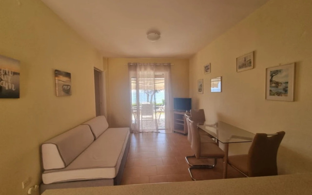 Corfu Glyfada Menigos Resort 49