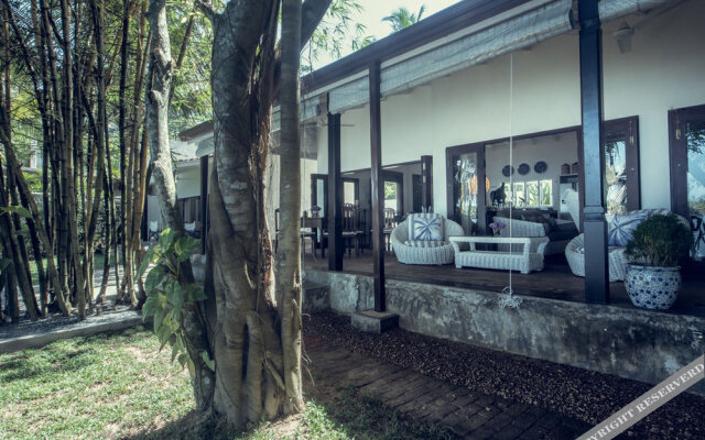 Taru Villas River Cottage