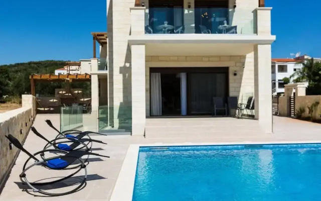 Villa Noboa Sea View Spacious And Cozy 5bd
