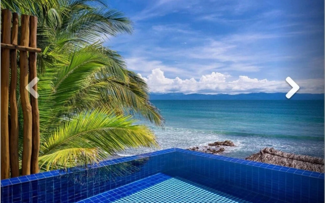 Exciting six Bedroom Oceanfront 75 Long Pool Villa