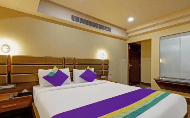 Treebo Tryst Hotel Apollo Grand