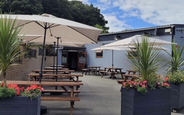 Charming Two Bed Cottage Glan Gwna Holiday Park