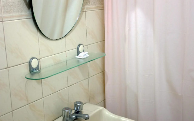 Linmarr Davao Hotels and Apartelles