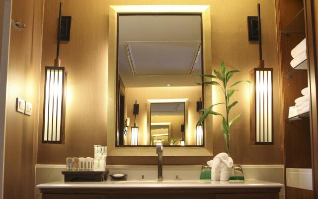 Holiday Inn Resort Phuket by IHG