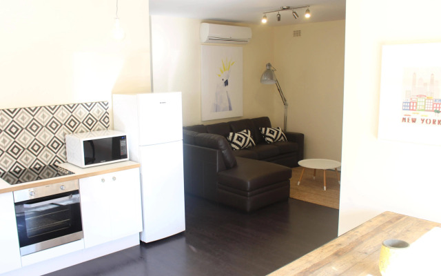 Arabella on West Apartments