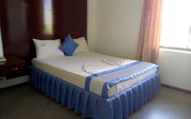 The Grand Villa Hotel