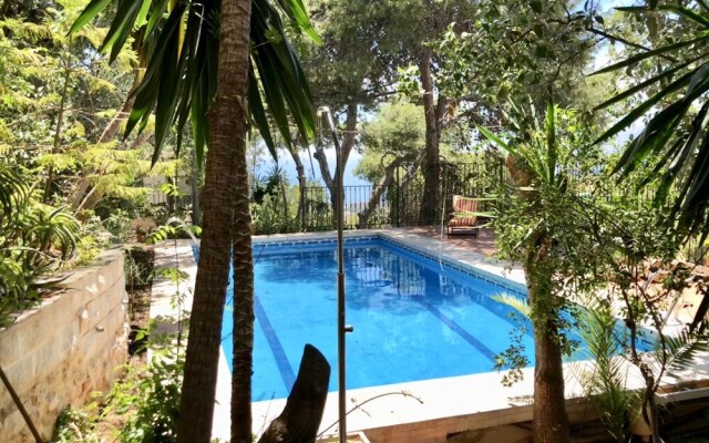 Rentcostadelsol Villa Pinares