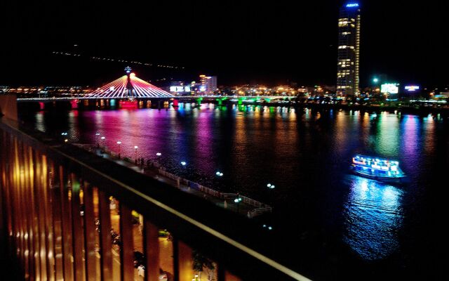 Hoang Linh Riverside Hotel