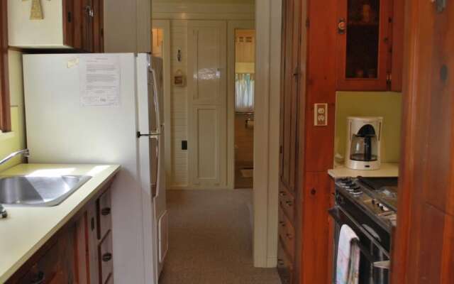 435 4th Ave