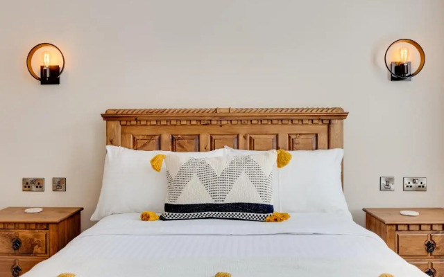 The Palace Hill Hotel